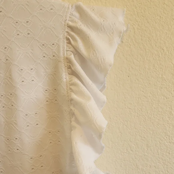 Vine and Valley White Women's Blouse Size M - Picture 4 of 8